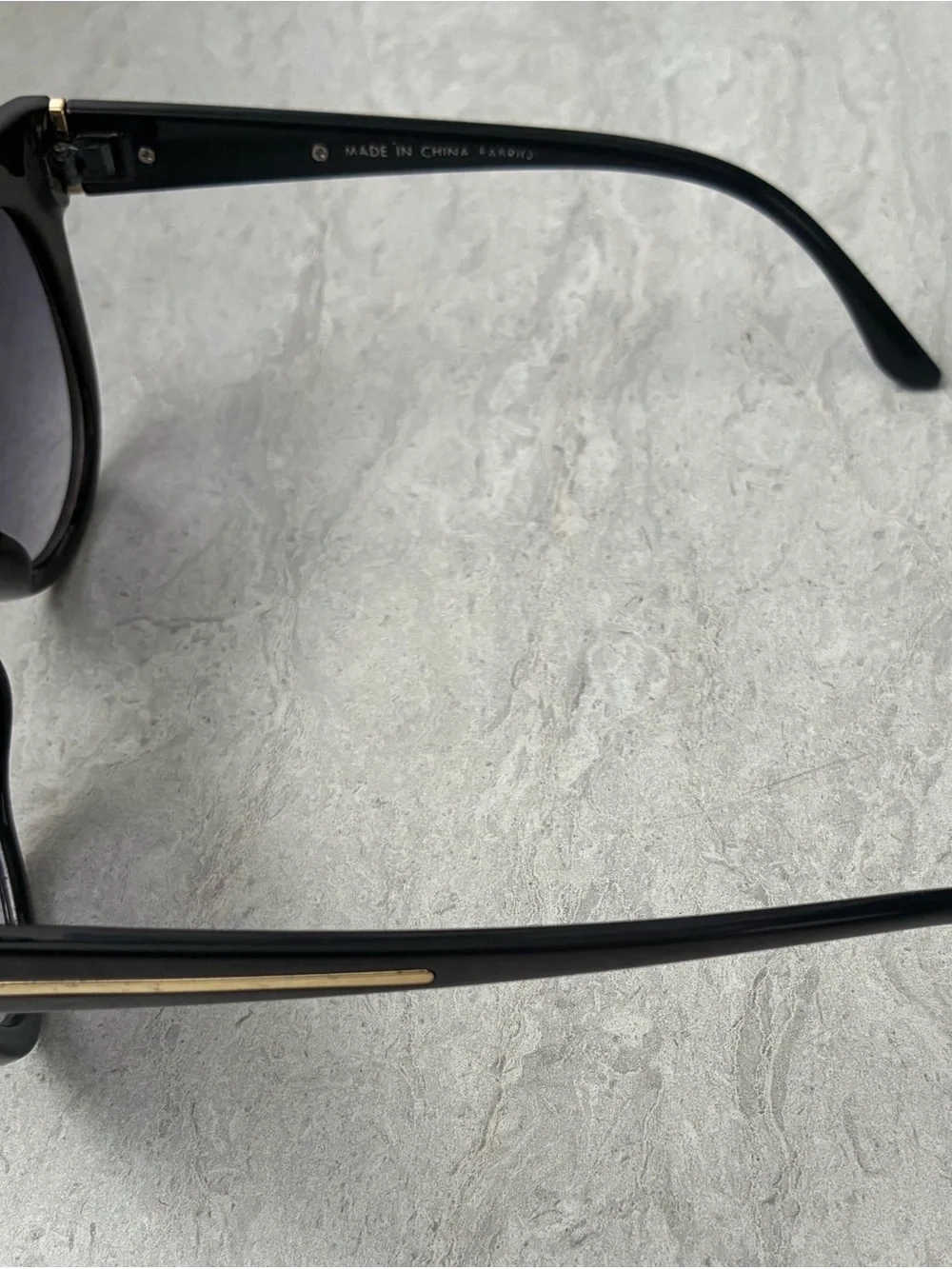 Black Oversized Women's Sunglasses